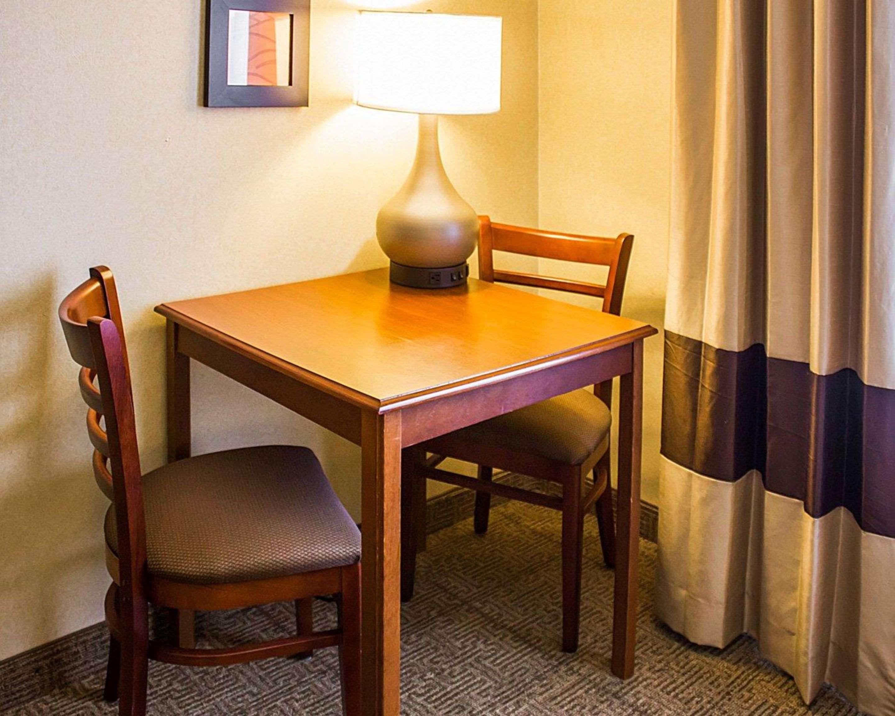 Comfort Inn Guilford Near I-95 Екстериор снимка