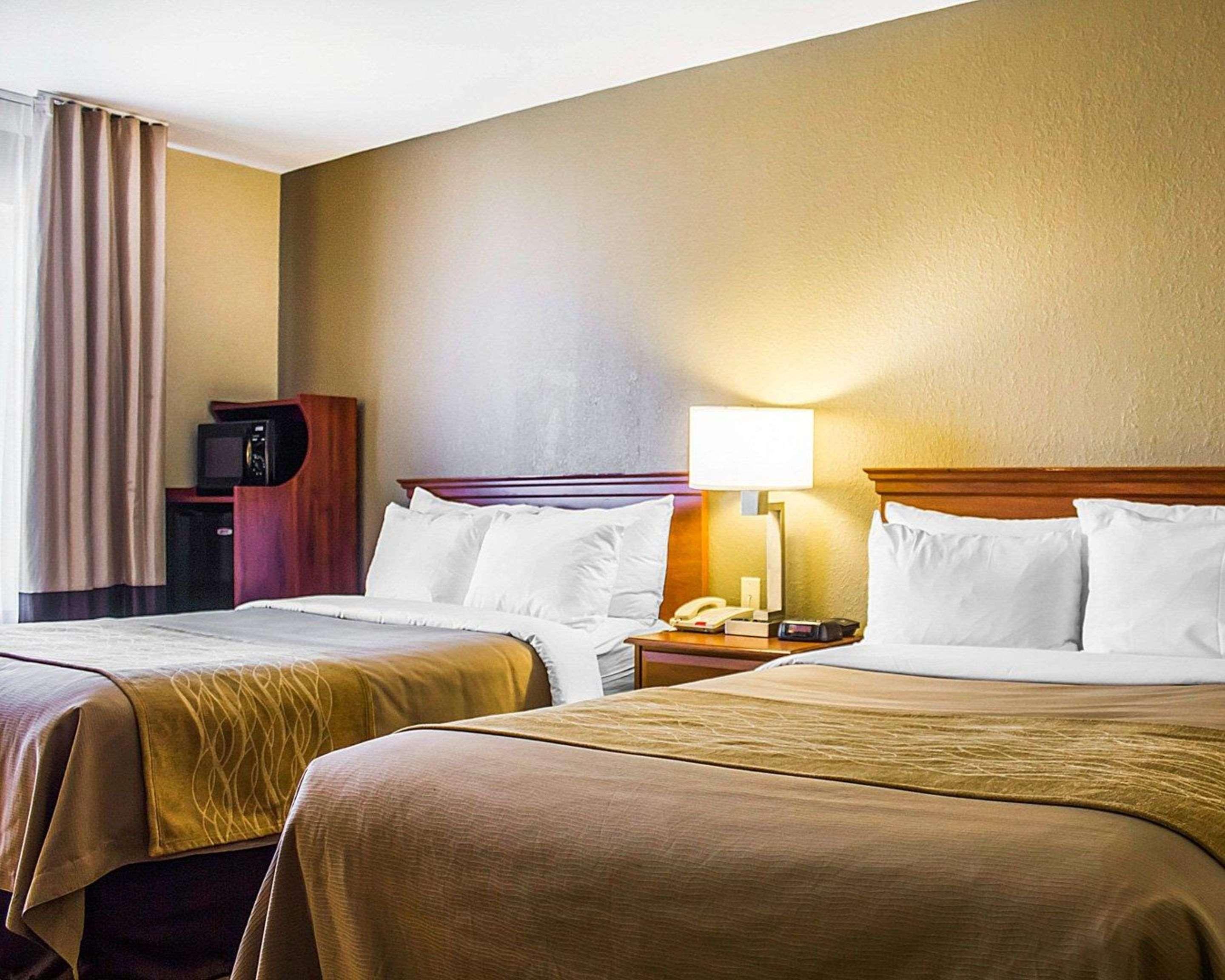 Comfort Inn Guilford Near I-95 Екстериор снимка