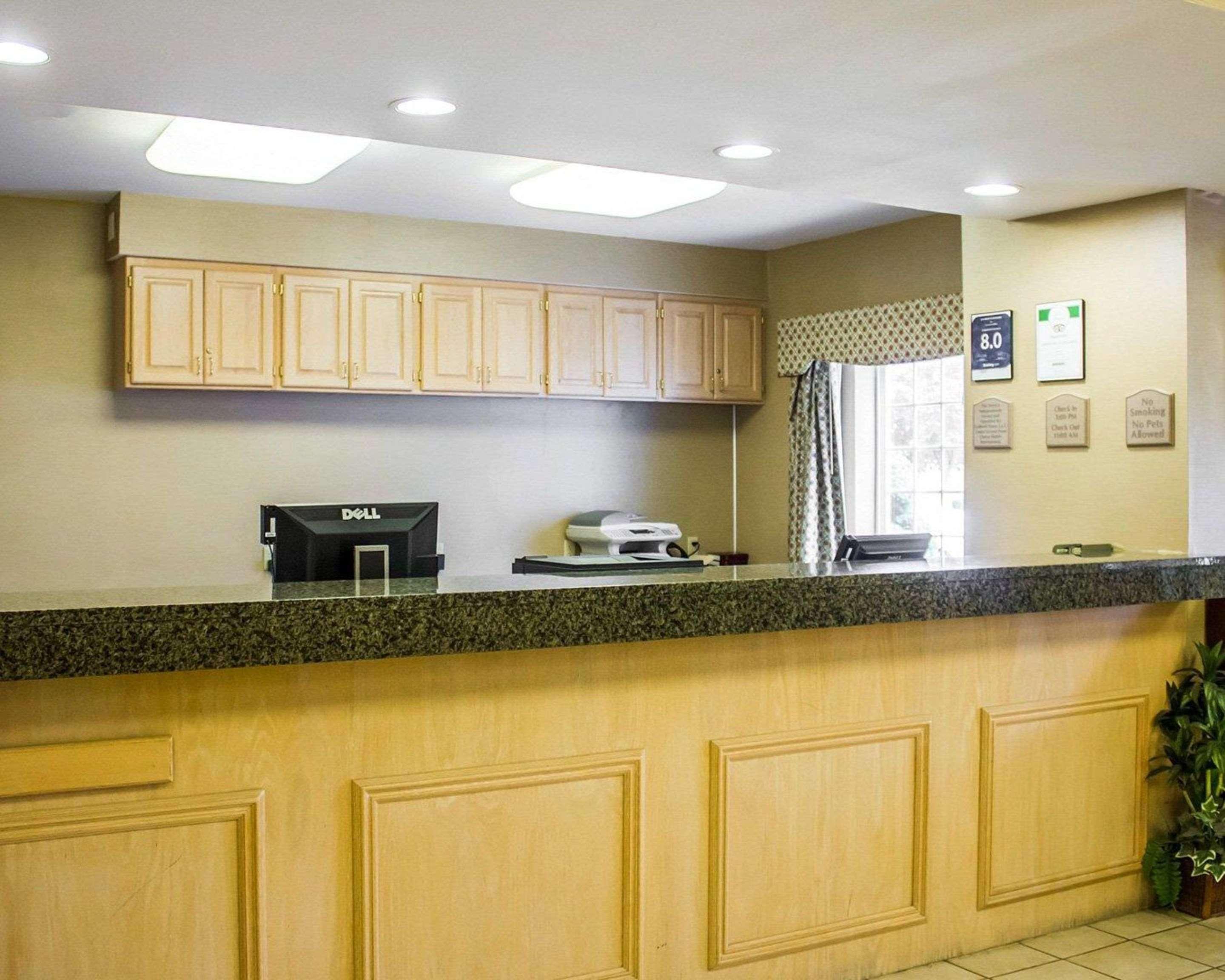 Comfort Inn Guilford Near I-95 Екстериор снимка