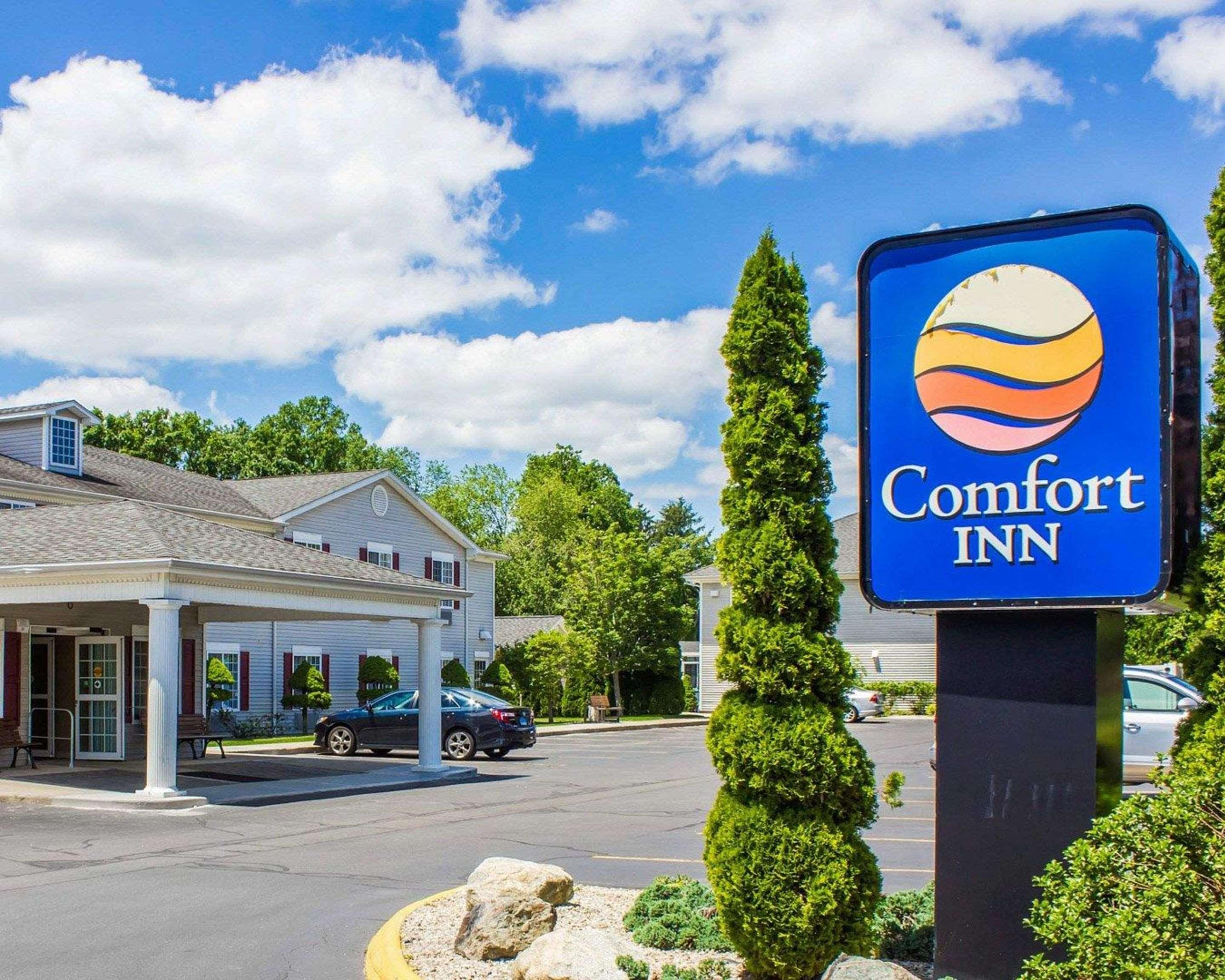Comfort Inn Guilford Near I-95 Екстериор снимка
