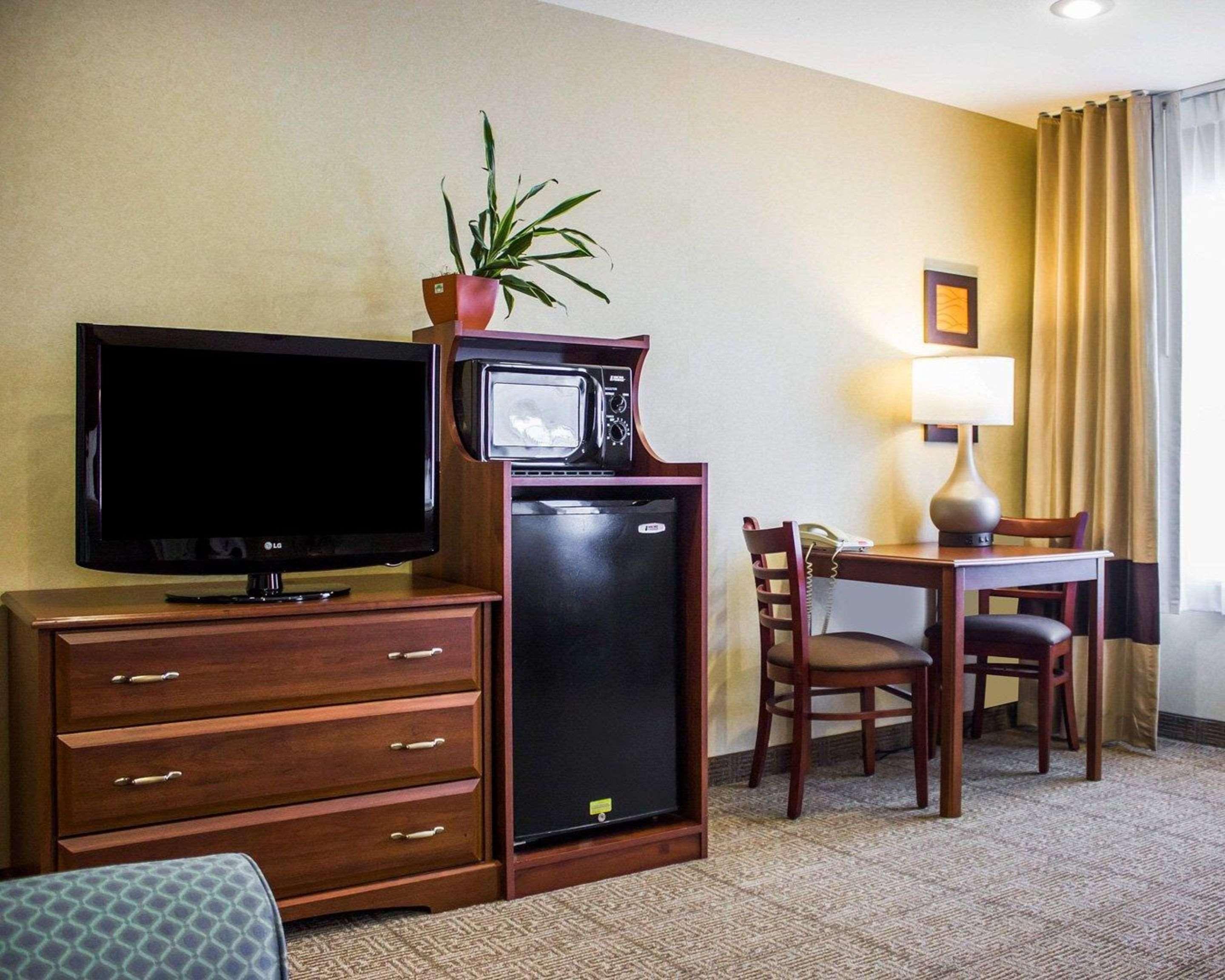 Comfort Inn Guilford Near I-95 Екстериор снимка