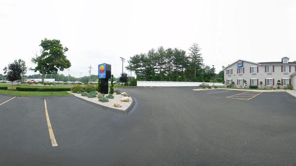 Comfort Inn Guilford Near I-95 Екстериор снимка